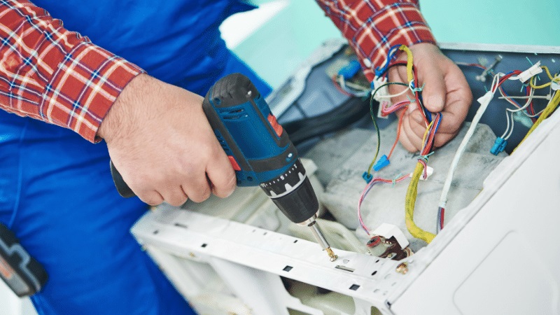 Büyükçekmece Demirdöküm Demirdöküm çamaşır makinesi kart tamiri – Su almama arızası orijinal parça ile giderildi. - Teknik servis örneği